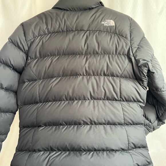 The North Face 700 goose down puffer jacket size medium - Picture 9 of 11